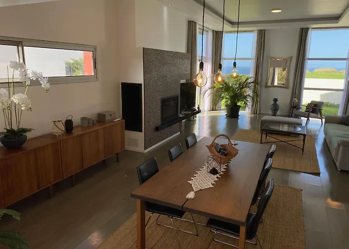 Santana House 別荘