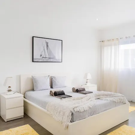 Santana House بيت للعطل هيبيرا غْريندي