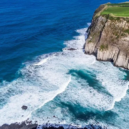 Santana House بيت للعطل *